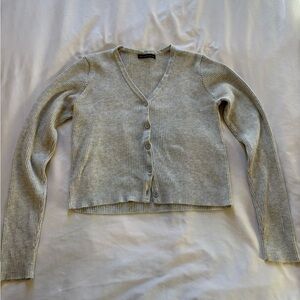 Brandy Melville Cropped Light Gray Ribbed Cardigan